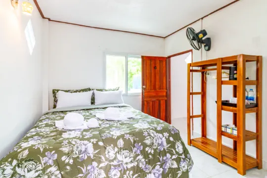 ห้องอีโค่วิวป่าโกงกาง ปรับอากาศ