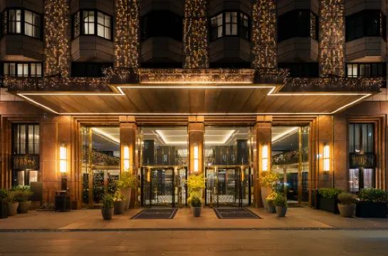 ฮิลตัน เวียนนา พลาซา