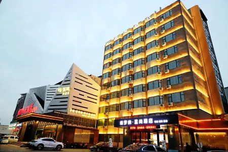 Verona Lanshang Hotel (Badaju Zibo Railway Station) Отели рядом со станцией Zibo Railway Station