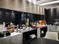 Huaman Hotel Hotels in Qingyang
