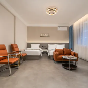 Shiyu Smart Hotel (Guilin High-Speed Railway North Station)