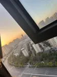 Elong R.YUN Hotel (Fuyang Wanda Plaza Municipal People's Hospital) - Romantik