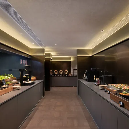 Ningbo Yinzhou Garden Atour Hotel on South Rainbow Road