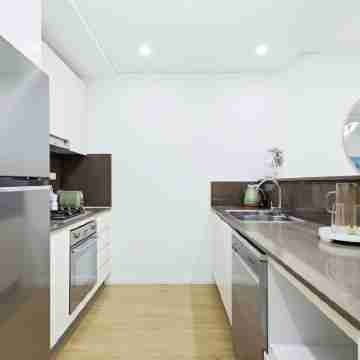 Central Mascot 4BR Convenience to CBD & Airport Dining/Meeting Rooms