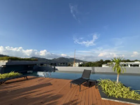 Utopia Loft Aparthotel by Sabai Sands Hotels near Nai Han Beach