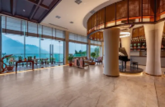 Huajing · Resort Homestay (Mangshan Yao Ethnic Township Branch)