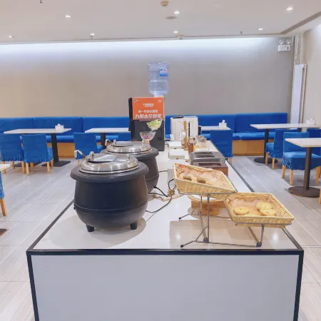 Starway Hotel (Lanzhou Railway Station)
