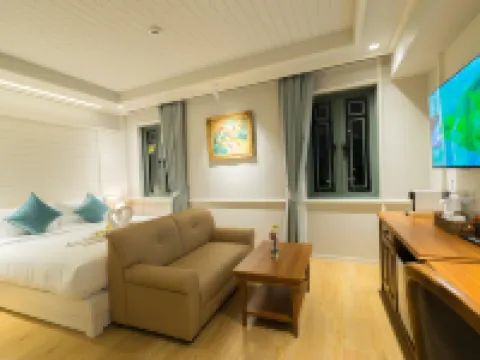 TUAN Hotel Bangkok near MRT Itsaraphap station Hotels near Wat Arun