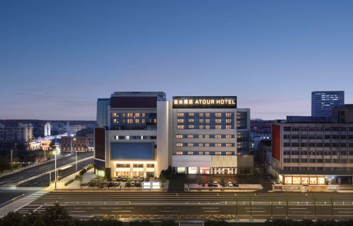 煙台濱海廣場所城裡大街亞朵見野酒店