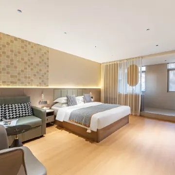 Guotian Theme Hotel (Zhenjiang Jiangsu University)