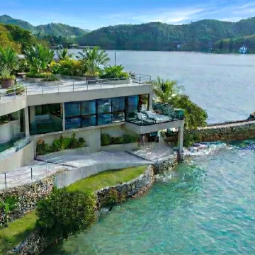 The Waterfront Studio