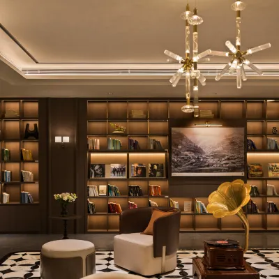 Atour Hotel Shanghai Bund Landmark Plaza Hotels near Oriental Pearl Tower