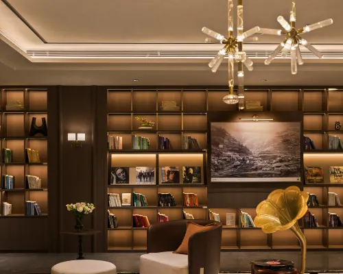 Atour Hotel Shanghai Bund Landmark Plaza Hotels near Bund 18