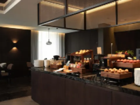 Guilin Yangshuo West Street City Center Atour Hotel