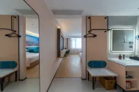 Zhuhai Delai Hotel (Lovers Middle Road Seaside Swimming Pool)