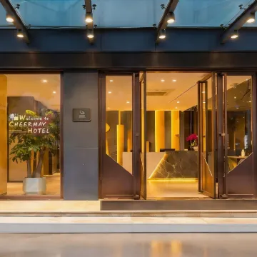 潮漫酒店（深圳市民中心蓮花村地鐵站店） 鄰近蓮花山公園-風箏廣場的酒店