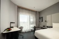 Lhasa Potala Palace Square Jiangsu Road Atour Hotel