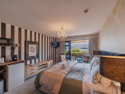 Private Room Near the Lake - Ohau