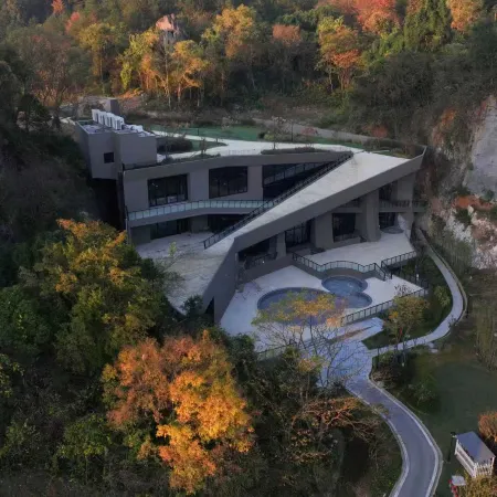 Tonglu Senbo Exclusive Resort