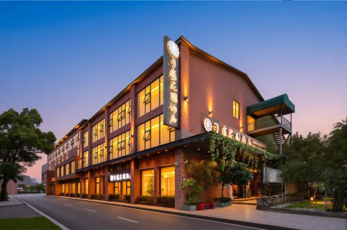 Yunlu garden hotel（Duyun sanxian museum branch）