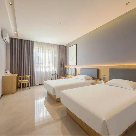 Qingji Hotel (Yumen Railway Station Times Plaza Branch