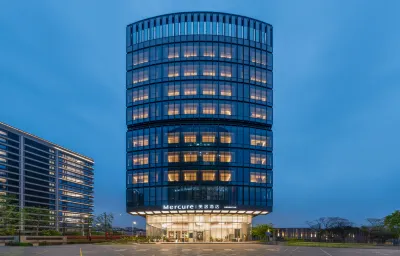 Mercure Shanghai Lujiazui Binjiang Center Hoteles cerca de Puente Yangpu