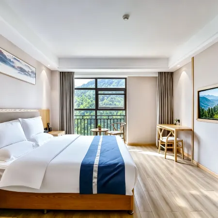 Longting Hotel