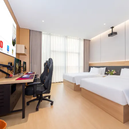 Manxin esports cinema hotel (Suining station Chengbei passenger station branch)