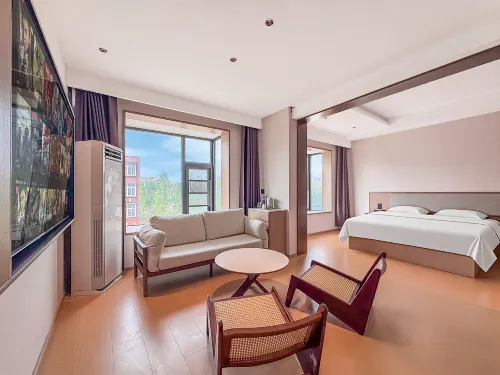 Fugou Qianmo Fashion Hotel