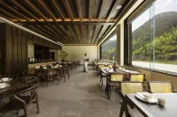 Yunyi Jinfeng Diffused Oxygen Resort Hotel (Mount Siguniang Scenic Area)