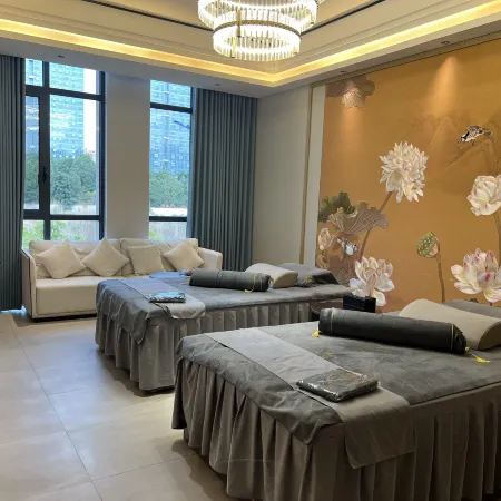 Kunming Huayue Hotel