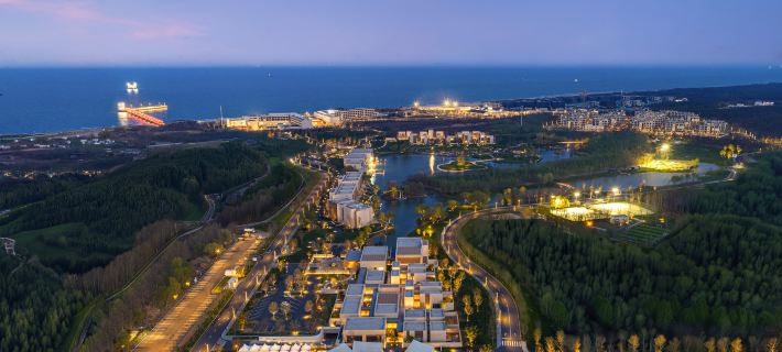 Resea Coastal Resort · Rushi Apartment Hotels in Changli