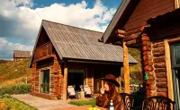 Hemu Xiaonian Yinlishan Homestay - Tiny houses