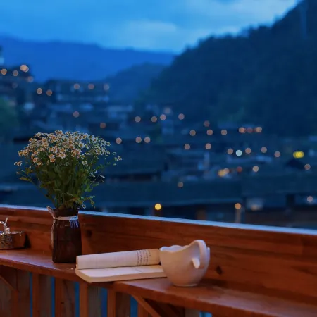 shanwan flower lancuace vacation homestay