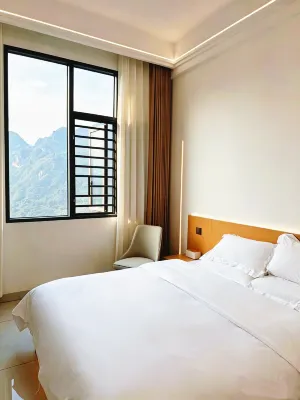 Long Summer Guesthouse