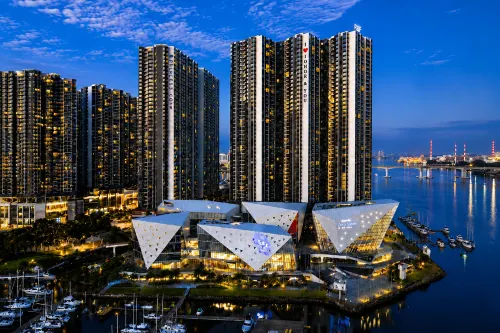 Yiju - R&F Princess Cove, Johor Bahru | Near CIQ | Serviced Apartments | Chinese Language Services - Parking