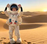 Tengger Dune Stellar · Latitude 37° Starry Desert Resort - parkir
