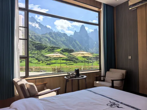 Lan Jing · Panoramic Sunrise & Mist View Retreat (Zhagana Scenic Area) - balcon