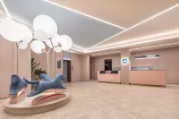 HanTing Hotel (Golmud Huaxing Shopping Plaza Children's Park) - 2 stelle