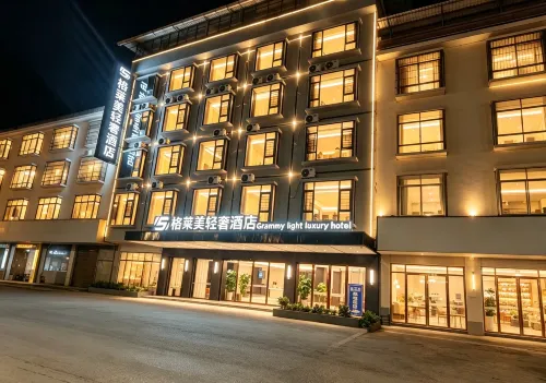Grammy Light Luxury Hotel - 2-Star