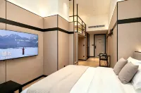 Jintu Scenic Hotel (Chongqing Jiefangbei Pedestrian Street Hong Ya Dong) - Bar