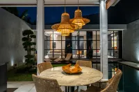 Rouge - Loft Minado - บังกะโล