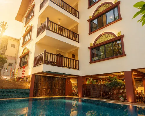 SK House 2 Hotels near Pa Tan