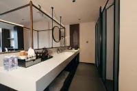 Qinglan · Xuetang | Highland Designer Private Hot Spring Vacation Apartment - balcony