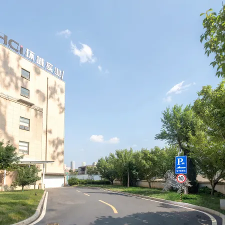 Huancheng Caston Hotel