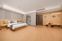 Qingchuang Lanting Hotel (Qingkou Commercial Plaza Branch) - Mountain view