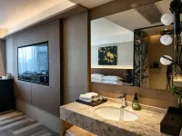 Hongtai Hotel - parking