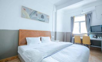 Orange hotel