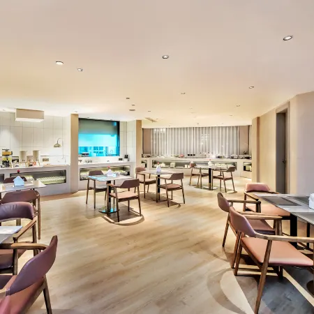Country Inn & Suites by Radisson, Meishan Danling Orange