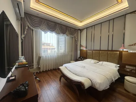 Lianghe Xinyi Hotel Отели в г. Лианхэ